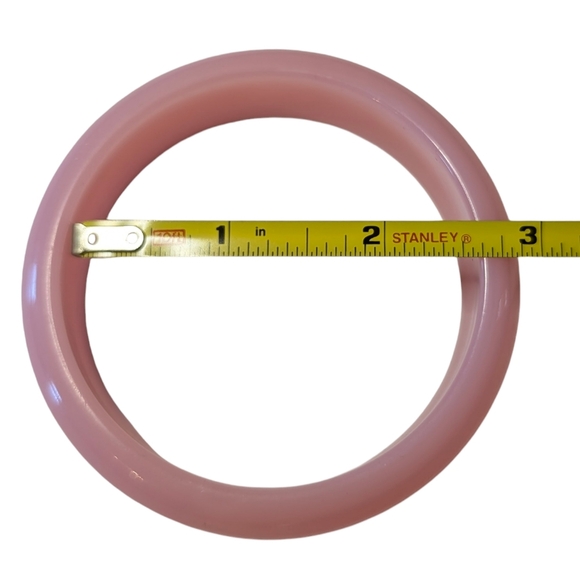 Lucite Bangle, Pink Lucite Bangle - Picture 4 of 4